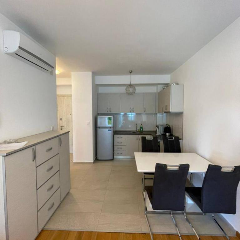 Apartment WaveSea - One-Bedroom Apartment - 7