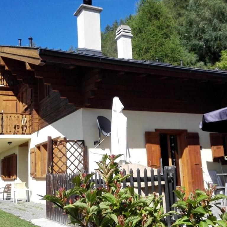 Sunny and spacious apartment in chalet Faigaux in Veysonnaz situated in quiet area with magnificent mountain views - Appartement 3 Chambres avec Vue sur la Montagne - 1