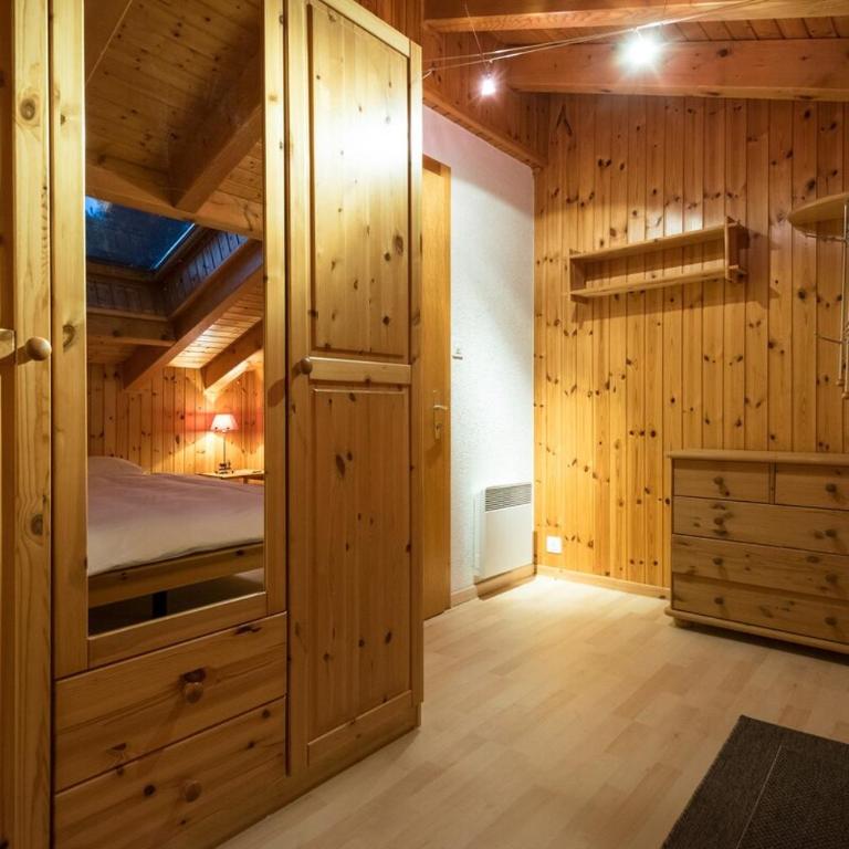 Sunny and spacious apartment in chalet Faigaux in Veysonnaz situated in quiet area with magnificent mountain views - Appartement 3 Chambres avec Vue sur la Montagne - 14