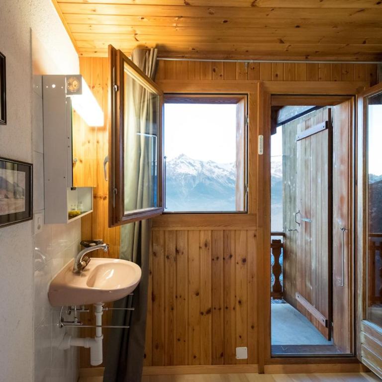 Sunny and spacious apartment in chalet Faigaux in Veysonnaz situated in quiet area with magnificent mountain views - Appartement 3 Chambres avec Vue sur la Montagne - 20