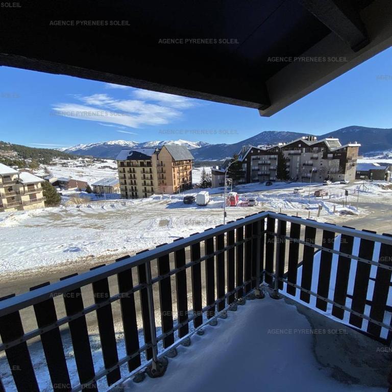 Charmant studio cabine mezzanine pour 4 personnes, proche centre, casier à skis - FR-1-295-130 - Estudio - 1