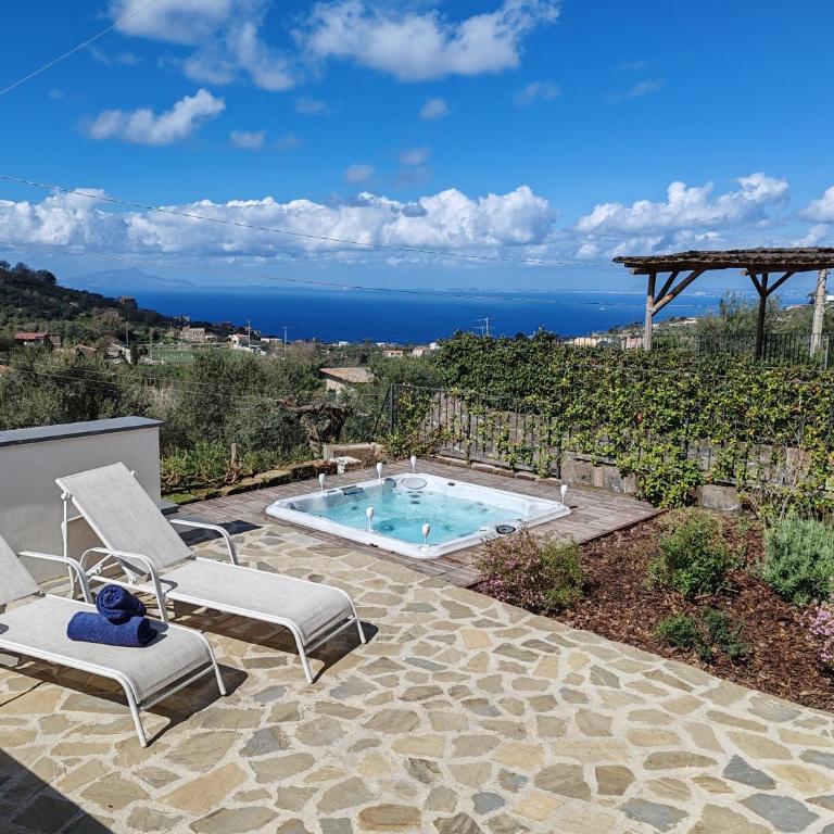 New Home Wisteria - Jacuzzi exclusive use - Three-Bedroom Vacation Home - 1