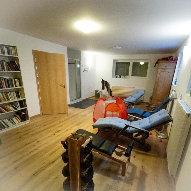 Haus Schwänli mit Kachelofen und Sauna - Haus mit 4 Schlafzimmern - 52