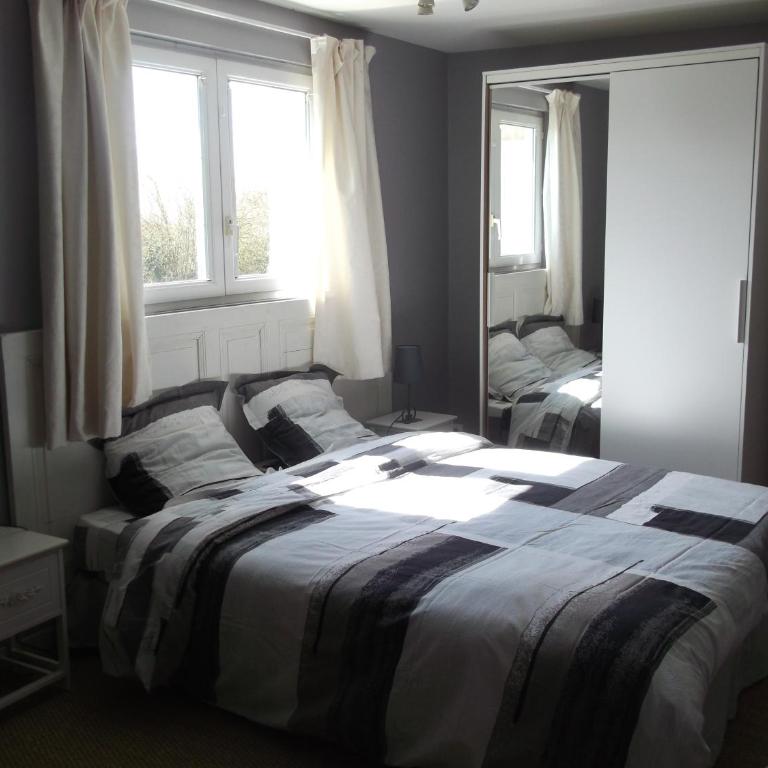 Gite 2min de Saumur - Maison 2 Chambres - 4