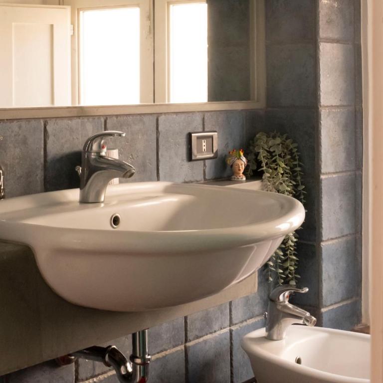 Alessandro Manzoni Apartments - One-Bedroom Family Apartment - 26