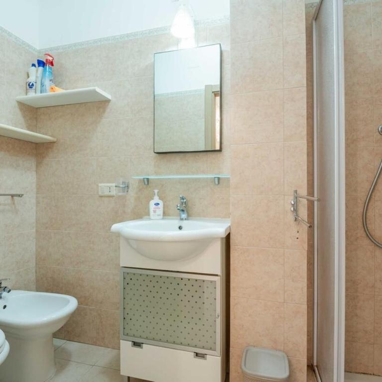Casa Claudia - Appartamento con 2 Camere da Letto - 13