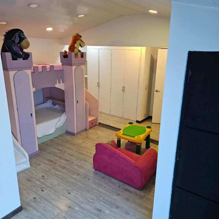 Casa de lujo en Bogotá, Jacuzzi, patio, BBQ - Apartamento - 10