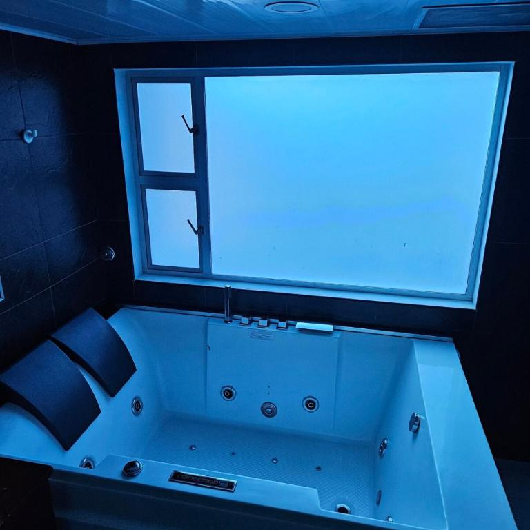Casa de lujo en Bogotá, Jacuzzi, patio, BBQ - Apartamento - 29
