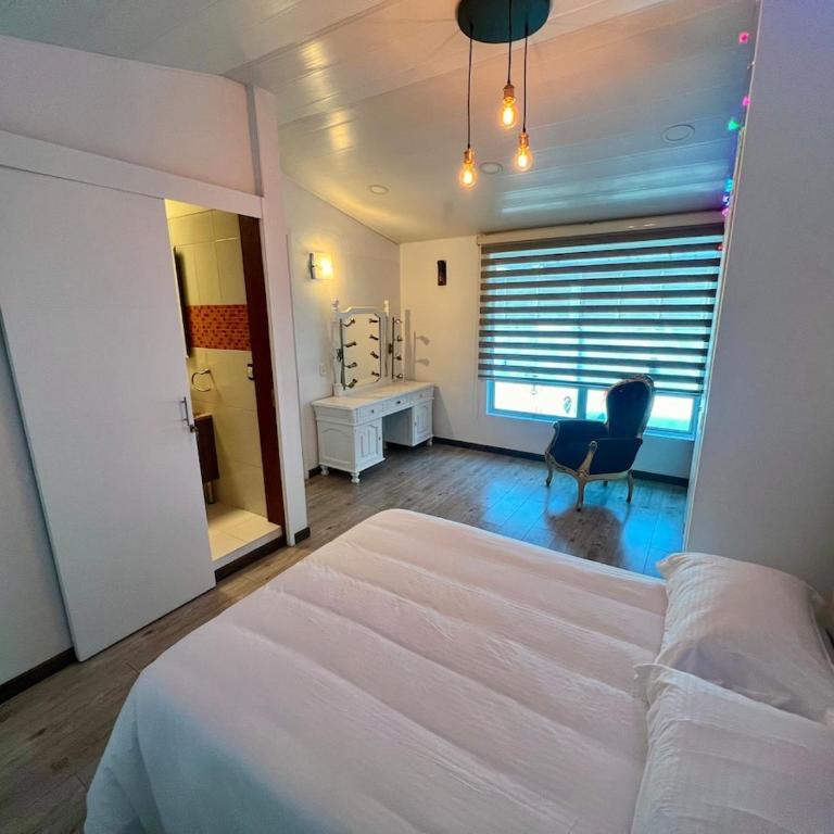 Casa de lujo en Bogotá, Jacuzzi, patio, BBQ - Apartamento - 86