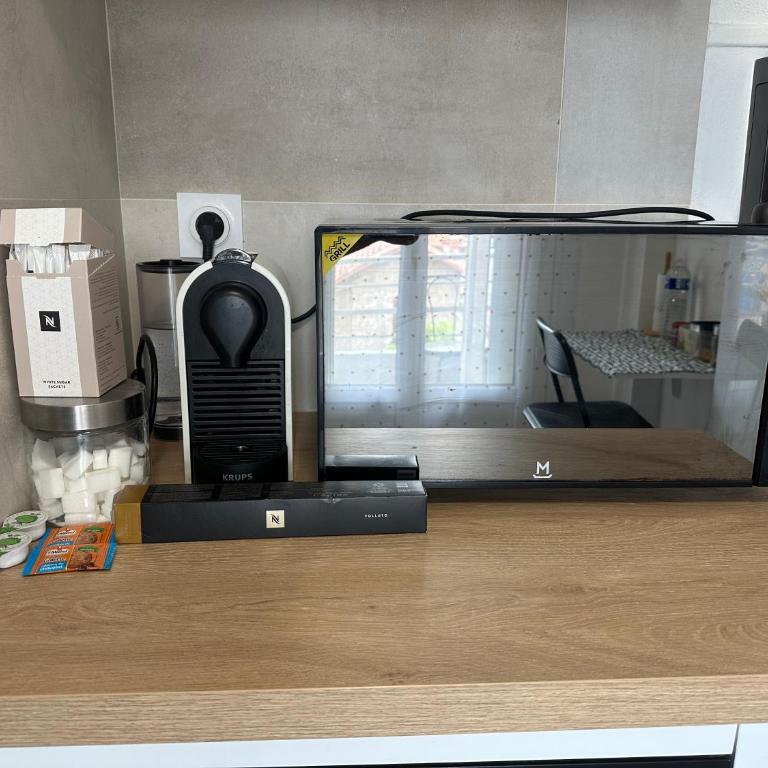 Maginifique T2 au cœur d Antibes avec parking - Apartamento de 1 dormitorio - 5