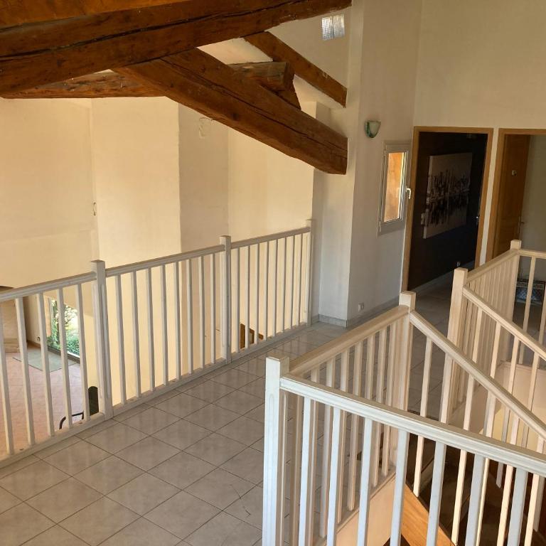 Grande maison avec piscine - Maison 4 Chambres - 21