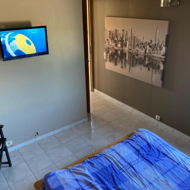 Grande maison avec piscine - Maison 4 Chambres - 36