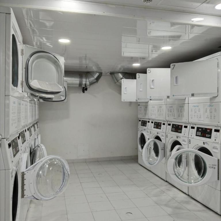 Loft moderno con piscina y turco - Apartamento de 1 dormitorio - 30