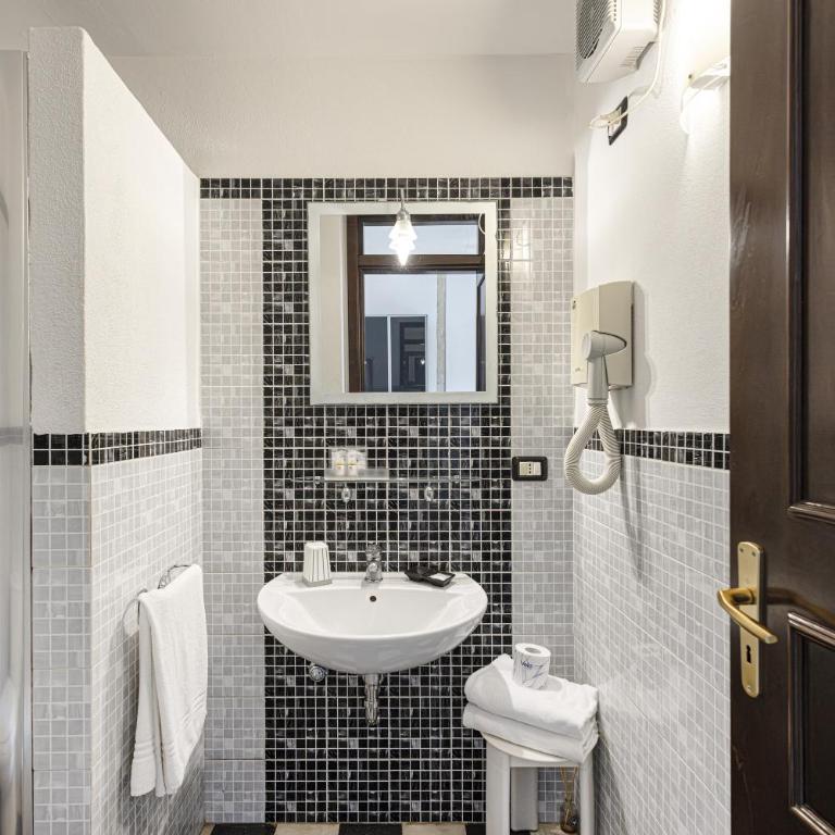Lakkios charming suites and rooms - Camera Matrimoniale con Terrazza - 8