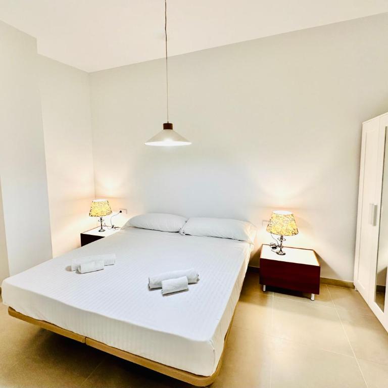 Filologo Sanelo Luxury Apartaments - Two-Bedroom Apartment with City View - 1