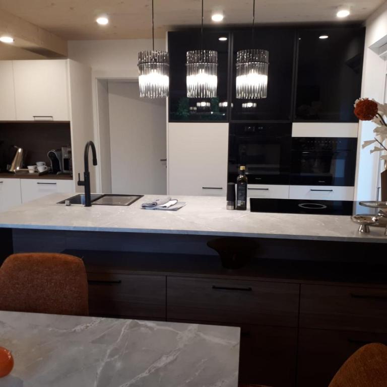 Schafberg Luxury Apartment - Apartment mit 1 Schlafzimmer und Balkon - 14
