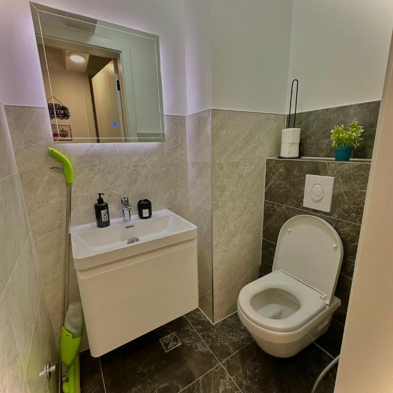 Apartment Clover Sarajevo - Apartman sa 2 Spavaće Sobe i Balkonom - 29