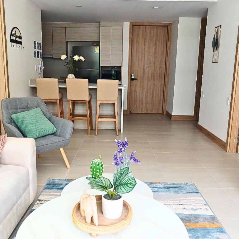 Luxurious Apartment with Private Pool and beach access - Apartment - 21