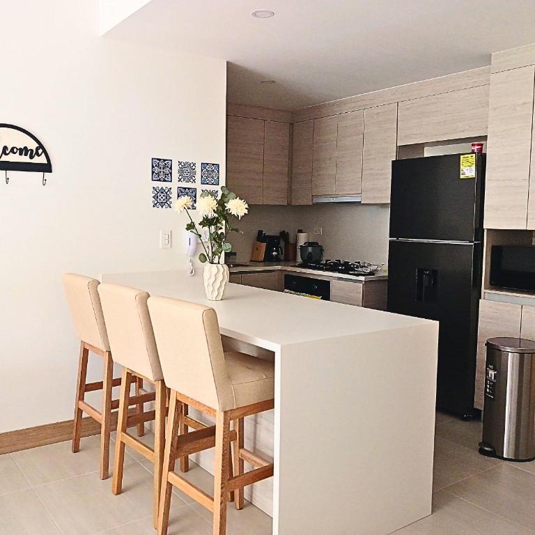 Luxurious Apartment with Private Pool and beach access - Apartment - 32