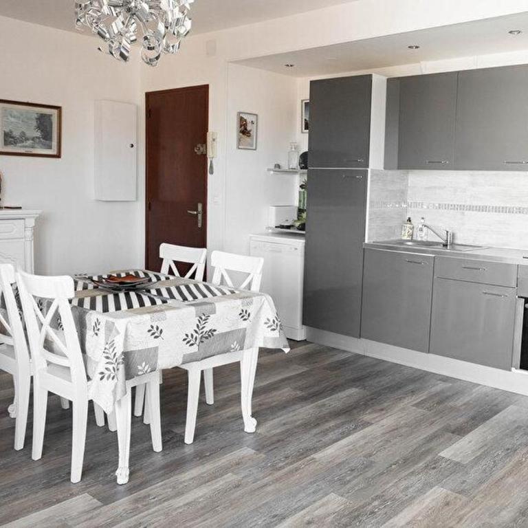 Appart 2 pièces 45m2 Cavalaire/Mer - Appartement - Vue sur Mer - 3