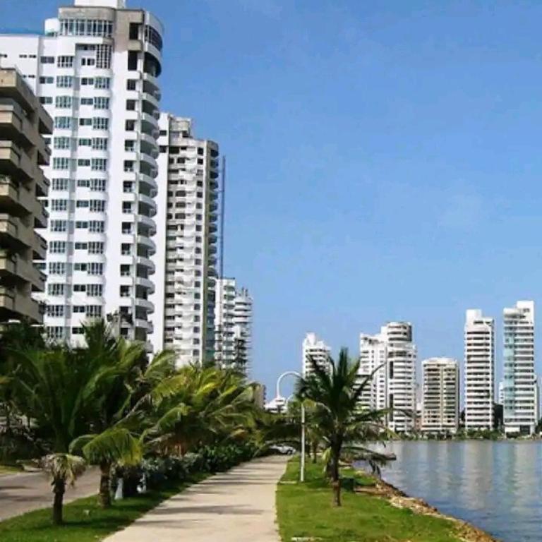 Apartamento Cartagena Manga - Cerca al Centro Historico - Two-Bedroom Apartment - 14