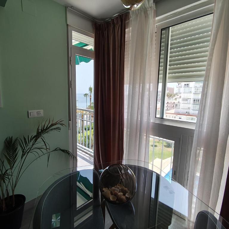 M1 403 Frontal al Mar Vistas Terraza y Wifi - One-Bedroom Apartment - 43