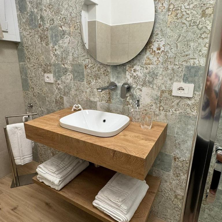 Living Aurelia - San Pietro - Appartamento con 2 Camere da Letto e Balcone - 14
