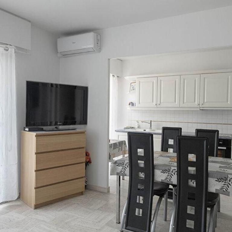Appartement 2 pièces Cavalaire sur Mer 60m2 - Apartamento de 1 dormitorio - 4