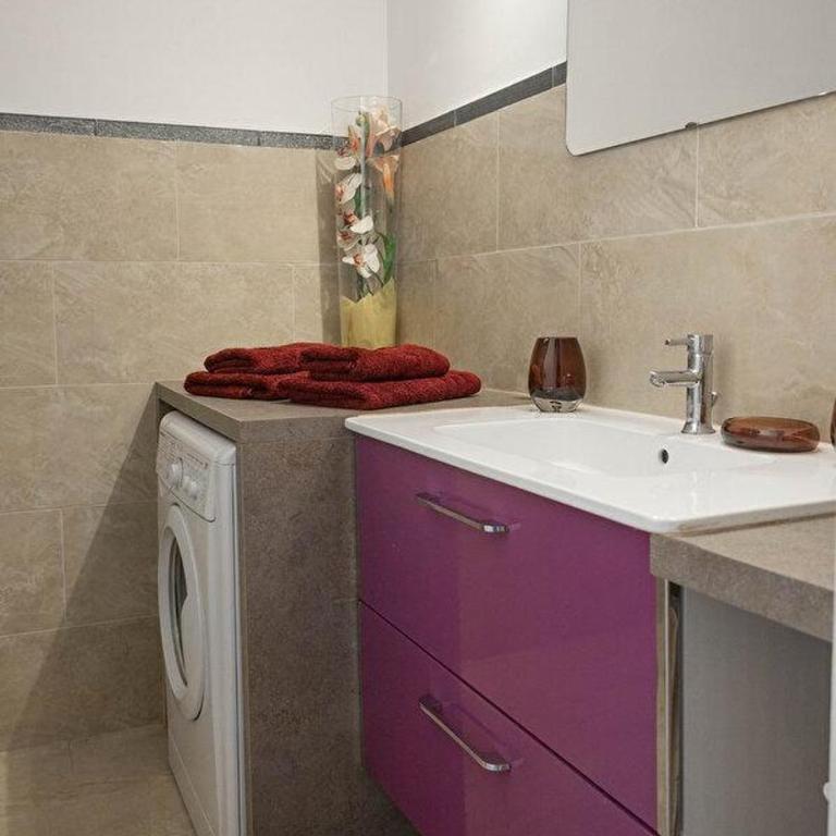 Appartement 2 pièces Cavalaire sur Mer 60m2 - Apartamento de 1 dormitorio - 24