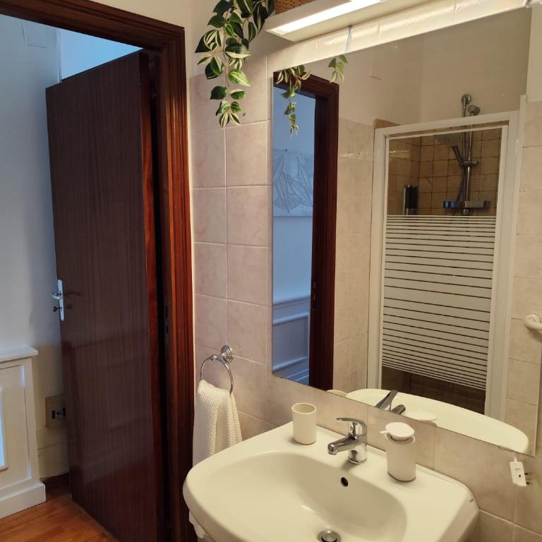 Casa Ross - One-Bedroom Apartment - 13
