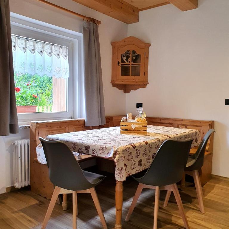 CASA ANGELA Moena - Appartamento con 3 Camere da Letto e Vista Montagna - 10