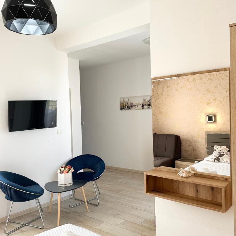 Apartmens Xhenis Lux - Studio - 3