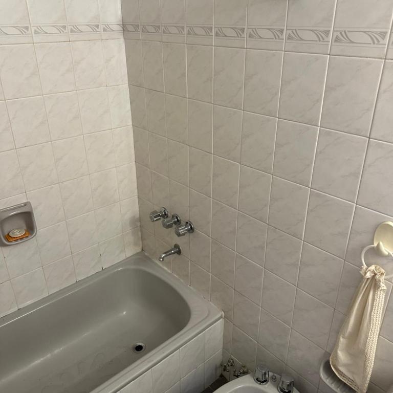 Vista al lago cerca del centro de Bariloche - Apartamento de 1 dormitorio - 15