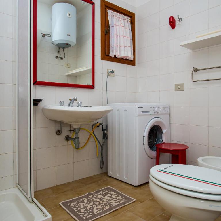 Casa Vacanze Stella Marina -Terrazza Panoramica su La Pelosa - Casa con 2 Camere da Letto - 34