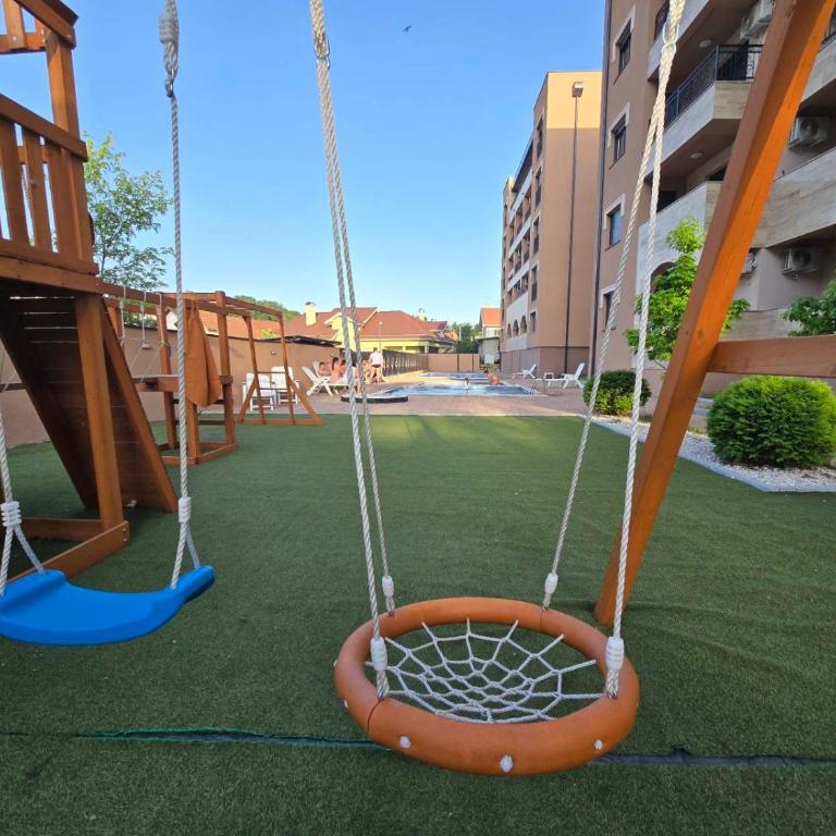 Larso Lux, free swimming pools & parking - Apartman sa 1 Spavaćom Sobom - 5