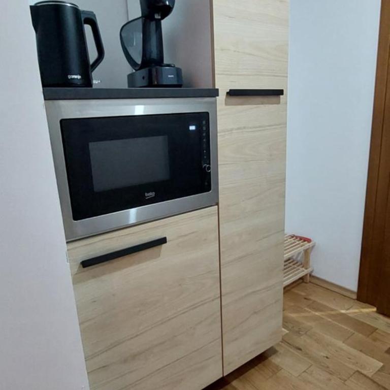 Pink Elephant - One-Bedroom Apartment - 5