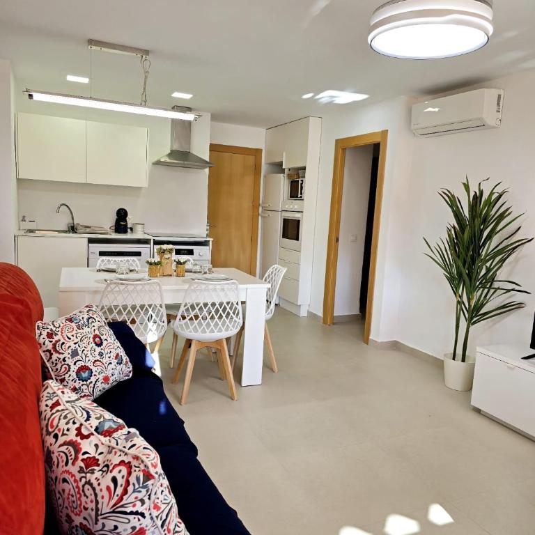family apartment near of beach - Three-Bedroom Apartment - 28
