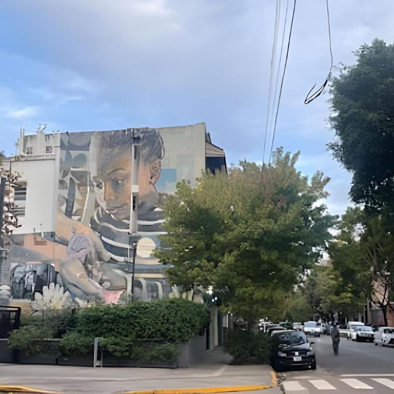 The Ultimate Palermo Soho Oasis BBQ and Jacuzzi! - Four-Bedroom House - 24