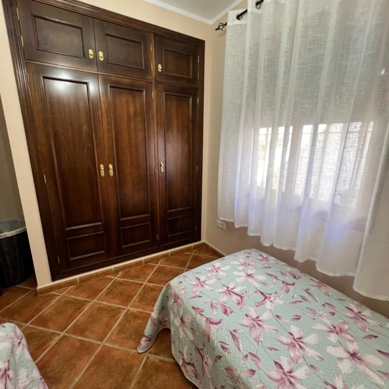 cortijo los frailes - Four-Bedroom House - 20