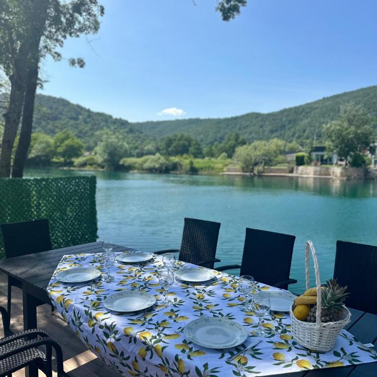 Unavis Residence - Deluxe Villa - 85