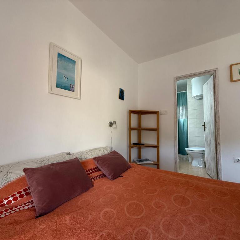 Apartmani Mareta - Studio with Garden View - 10