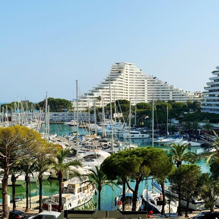 #S21 Chic Escape - Sea & Port View - Marina - Apartment mit 1 Schlafzimmer - 4