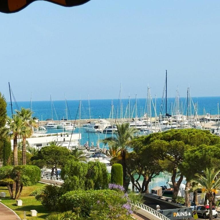 #S21 Chic Escape - Sea & Port View - Marina - Apartment mit 1 Schlafzimmer - 6