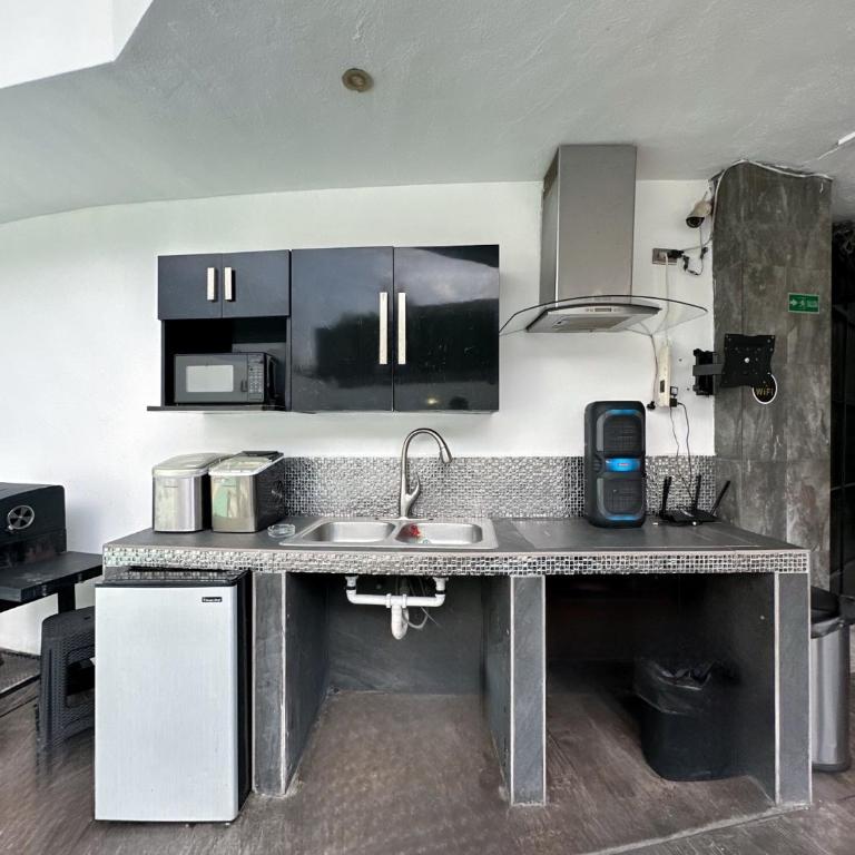 Residencia en Apodaca Nuevo León - Three-Bedroom House - 68
