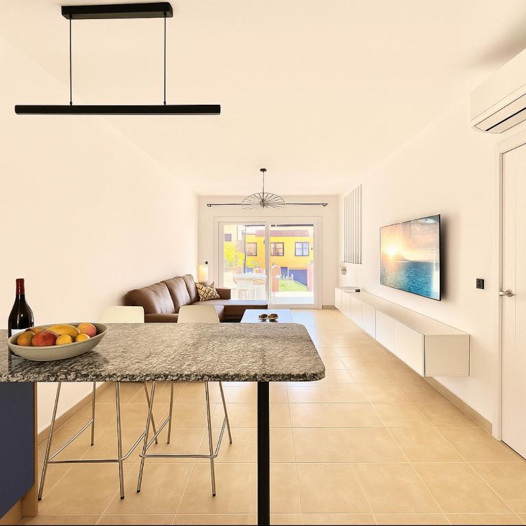 Casa privada con jacuzzi en Meloneras 7 huéspedes, terraza exclusiva - Casa Vacacional de 3 dormitorios - 55