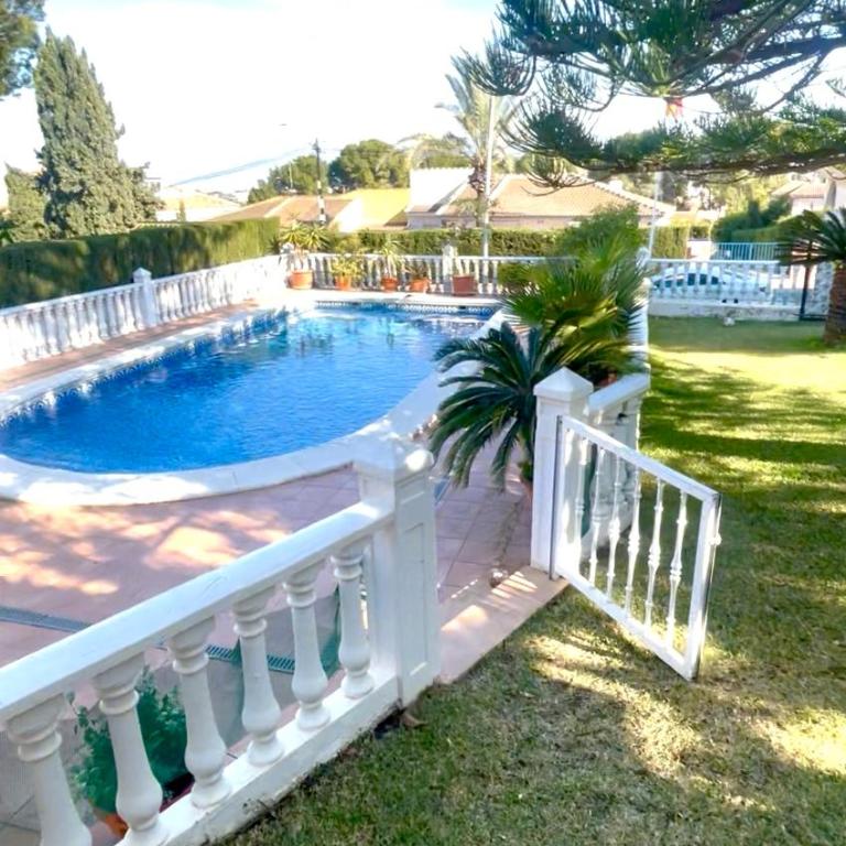 Villa Luxury vista a Laguna Rosa de Torrevieja - Villa - 2