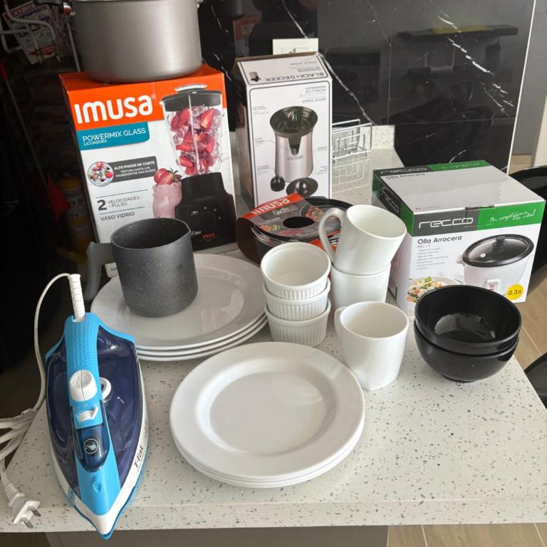 Hermoso Apartamento Entero, enseguida al terminal de transportes, cable aereo, tiendas D1 y Dollar City - Apartamento de 3 dormitorios - 6