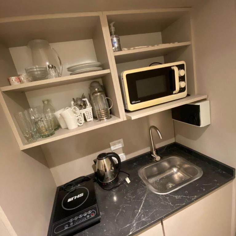 Estudio Equipado en el Centro de Bs As, a Metros del Obelisco y Teatro Colón - Apartamento de 1 dormitorio - 21