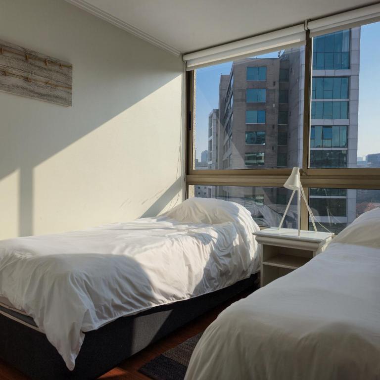 Cómodo depto familiar en el corazón de Las Condes - Apartamento de 2 dormitorios - 14