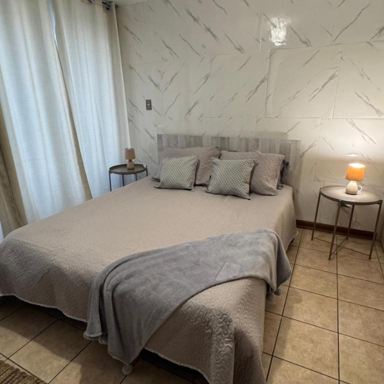 Departamento, cerca de Movistar arena, con parking de reserva en el edificio, dos estaciones de metro a pasos, y locomoción a la puerta - Apartamento de 1 dormitorio - 7